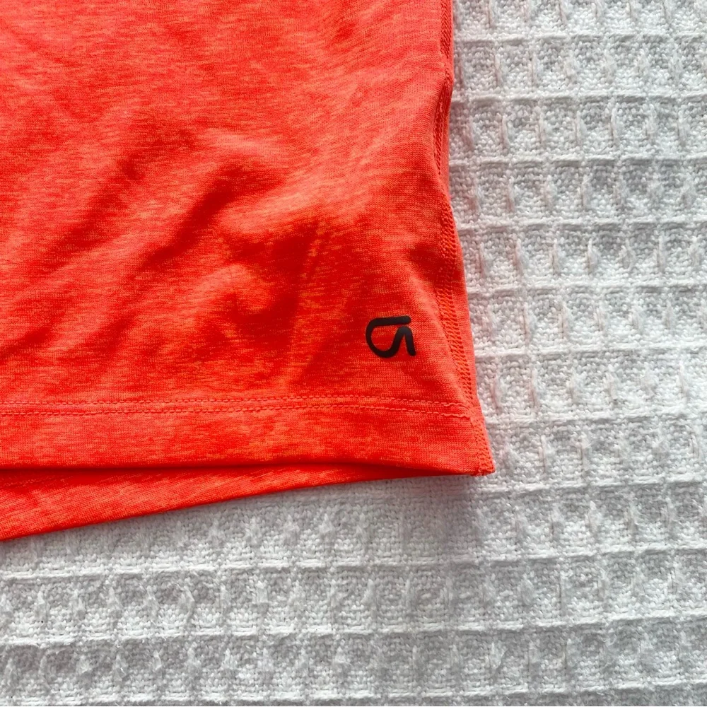 GAP Men's Bright Orange Short Sleeve Tee